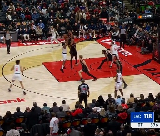 开云登录入口-登哥硬!哈登单打斯科蒂·巴恩斯 变向突破撤步关键中投领先3分!