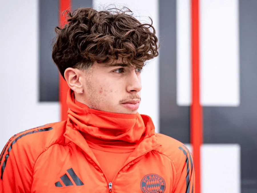 德天空：19岁中场戴伯尔接近与拜仁续约，他今夏可能被外租